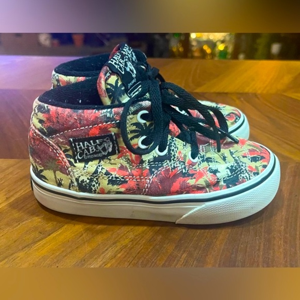 Vans Half-Cab Tropical Print size 8 toddler/baby